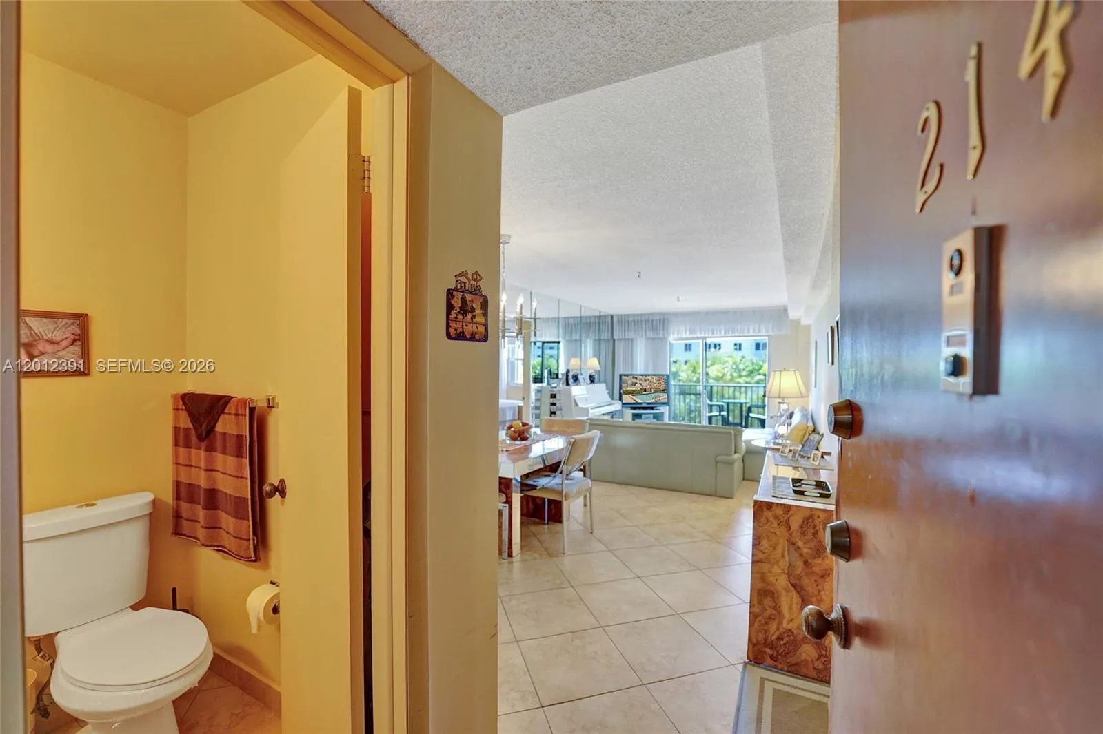 250 181st Dr 214, Sunny Isles Beach, Florida 33160, Sunny Isles Beach, Florida 33160, 1 Bedroom Bedrooms, ,1 BathroomBathrooms,Residential,For Sale,250 181st Dr 214, Sunny Isles Beach, Florida 33160,A12012391