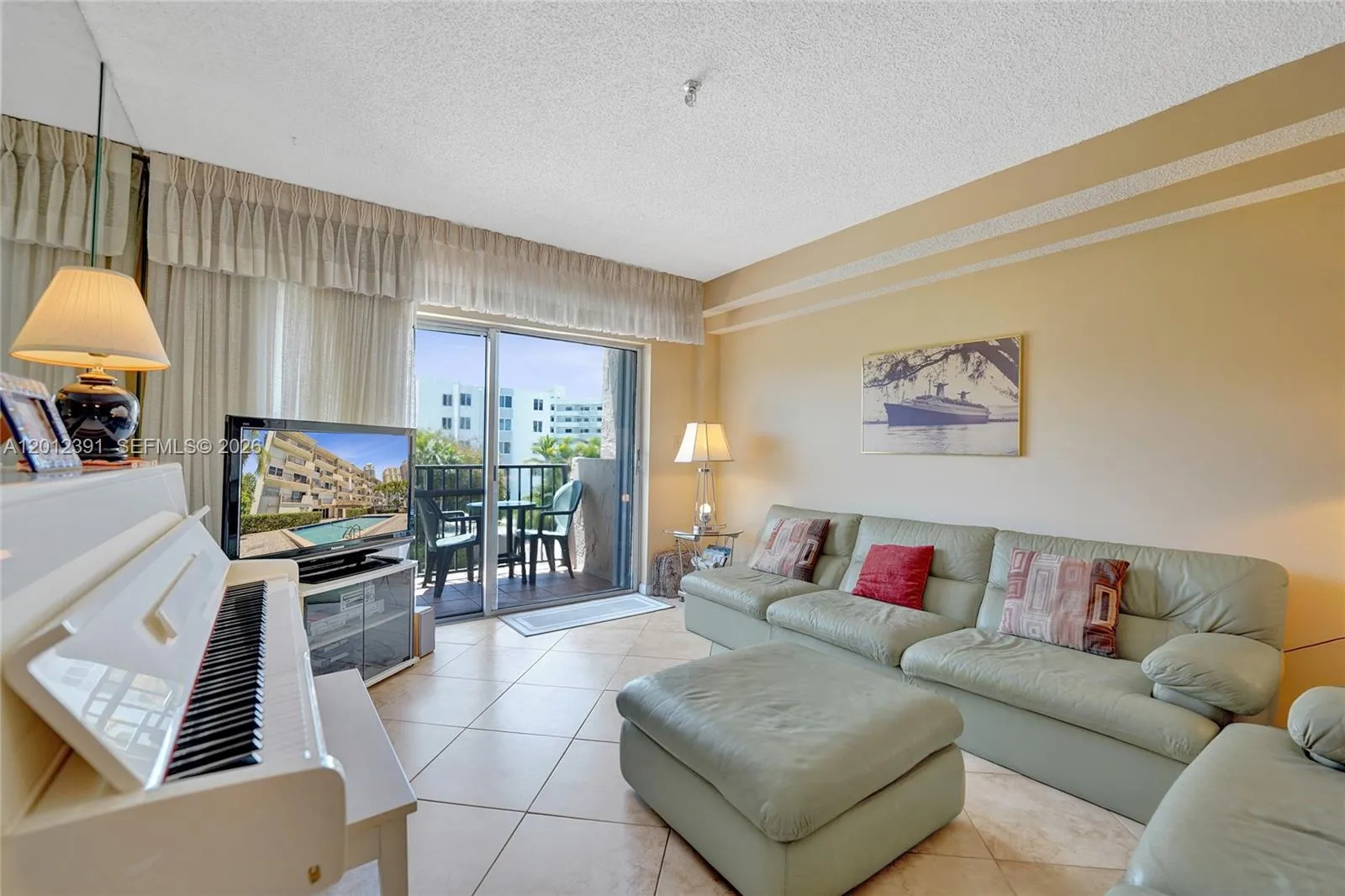 250 181st Dr 214, Sunny Isles Beach, Florida 33160, Sunny Isles Beach, Florida 33160, 1 Bedroom Bedrooms, ,1 BathroomBathrooms,Residential,For Sale,250 181st Dr 214, Sunny Isles Beach, Florida 33160,A12012391