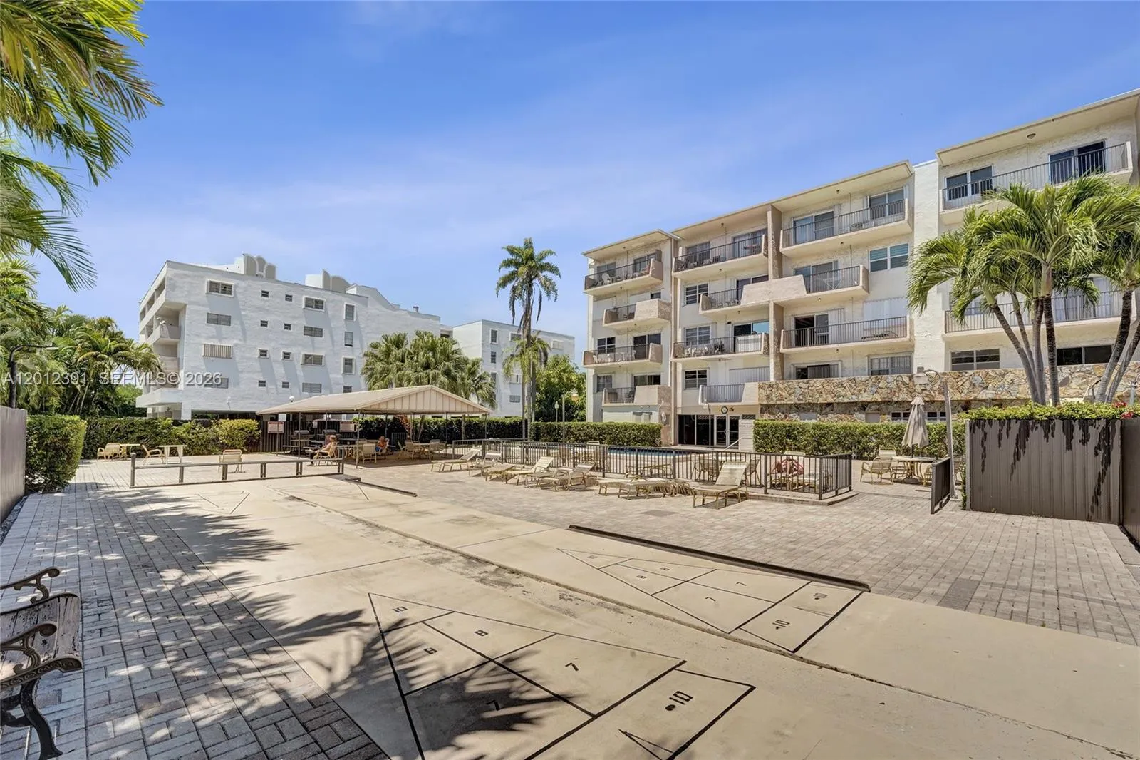 250 181st Dr 214, Sunny Isles Beach, Florida 33160, Sunny Isles Beach, Florida 33160, 1 Bedroom Bedrooms, ,1 BathroomBathrooms,Residential,For Sale,250 181st Dr 214, Sunny Isles Beach, Florida 33160,A12012391