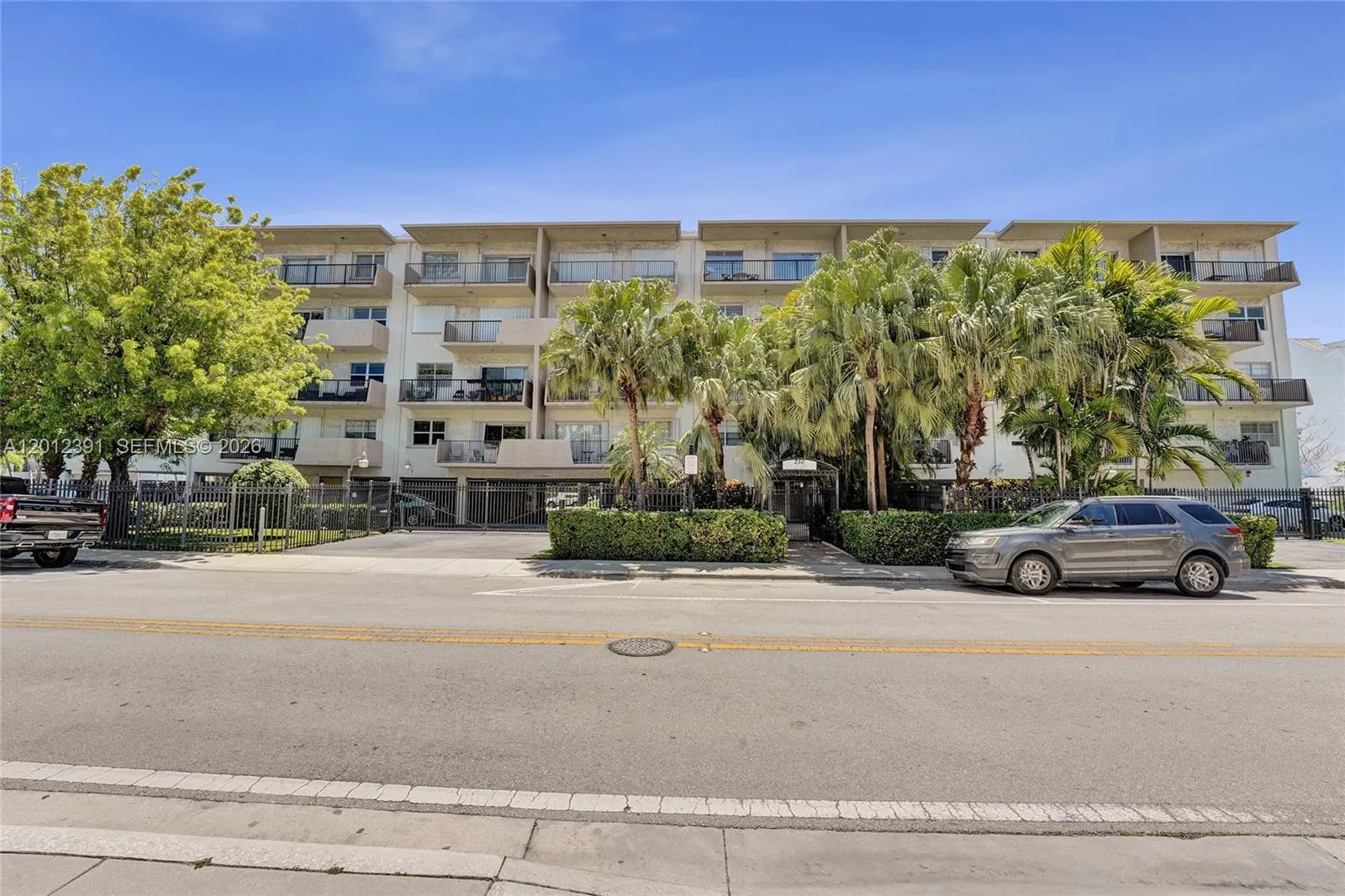 250 181st Dr 214, Sunny Isles Beach, Florida 33160, Sunny Isles Beach, Florida 33160, 1 Bedroom Bedrooms, ,1 BathroomBathrooms,Residential,For Sale,250 181st Dr 214, Sunny Isles Beach, Florida 33160,A12012391