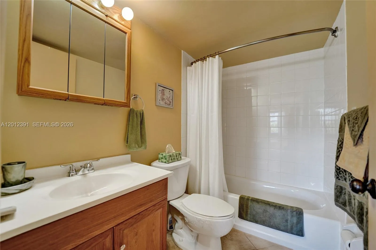 250 181st Dr 214, Sunny Isles Beach, Florida 33160, Sunny Isles Beach, Florida 33160, 1 Bedroom Bedrooms, ,1 BathroomBathrooms,Residential,For Sale,250 181st Dr 214, Sunny Isles Beach, Florida 33160,A12012391