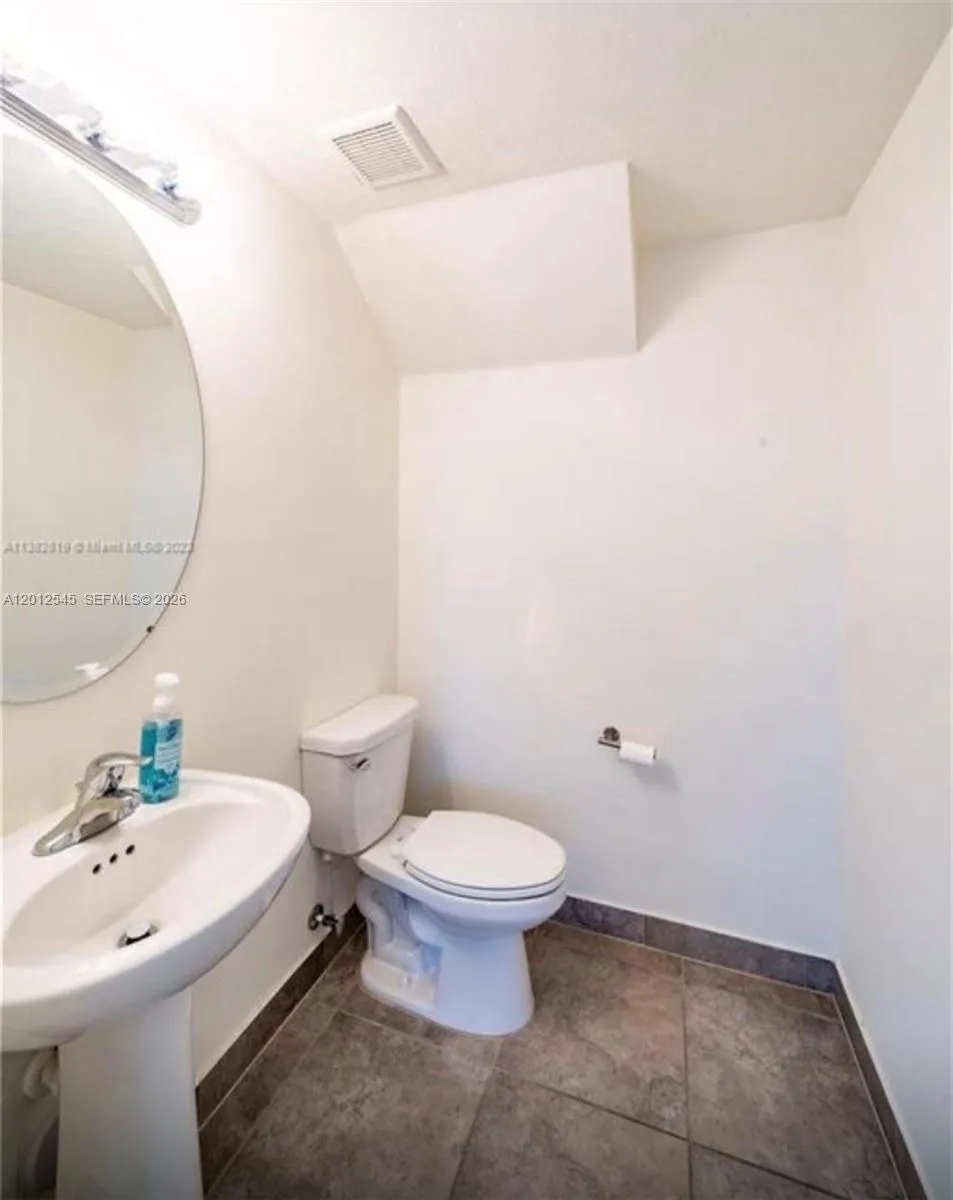 2401 Ne 2nd Dr, Homestead, Florida 33033, Homestead, Florida 33033, 3 Bedrooms Bedrooms, ,2 BathroomsBathrooms,Residential,For Sale,2401 Ne 2nd Dr, Homestead, Florida 33033,A12012545