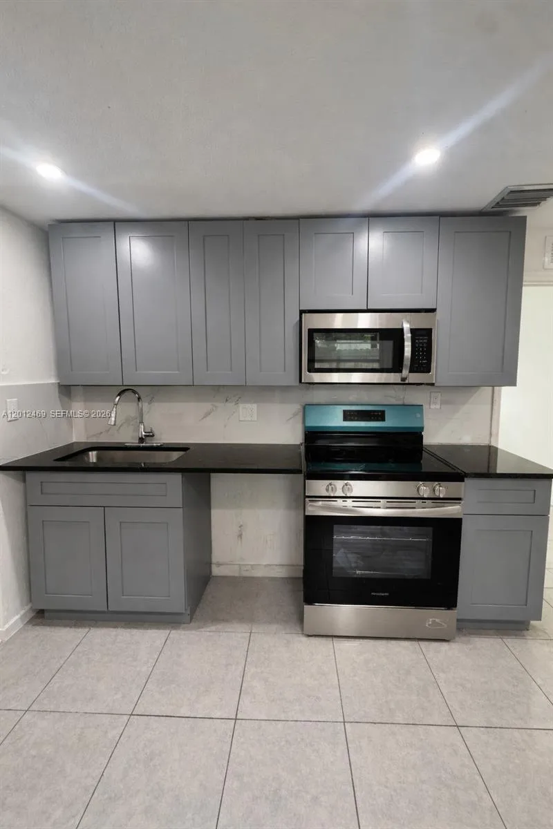 1861 Nw 112th St, Miami, Florida 33167, Miami, Florida 33167, 3 Bedrooms Bedrooms, ,1 BathroomBathrooms,Residential,For Sale,1861 Nw 112th St, Miami, Florida 33167,A12012469