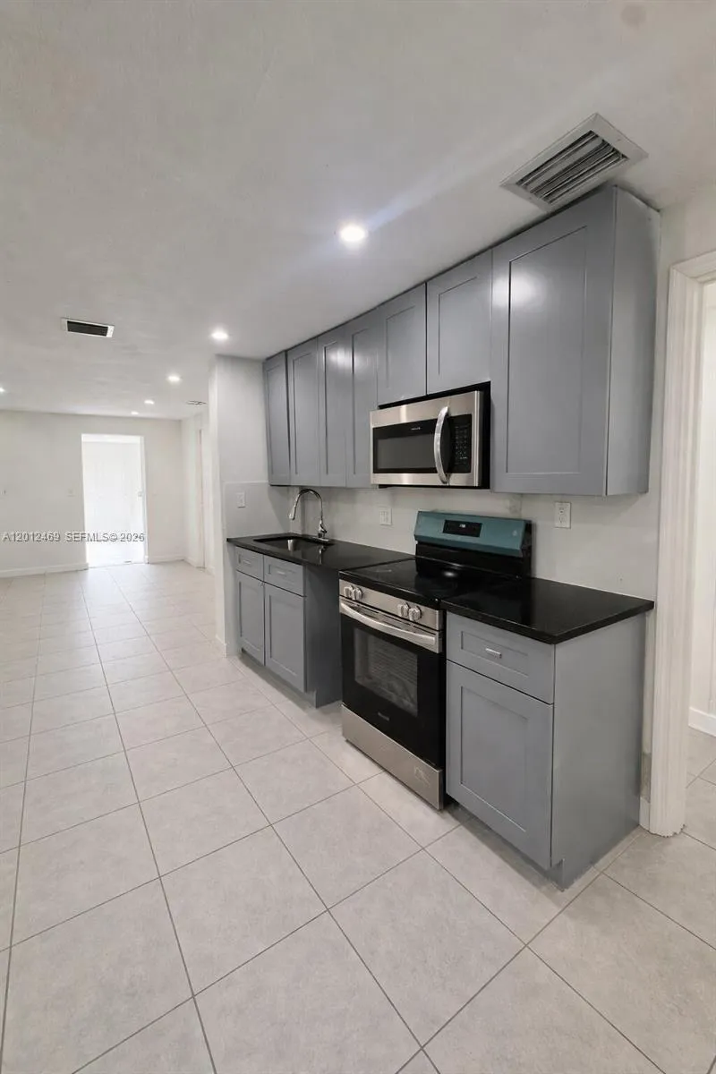 1861 Nw 112th St, Miami, Florida 33167, Miami, Florida 33167, 3 Bedrooms Bedrooms, ,1 BathroomBathrooms,Residential,For Sale,1861 Nw 112th St, Miami, Florida 33167,A12012469
