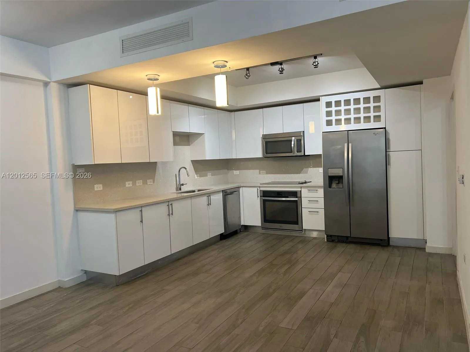 999 Sw 1st Ave 1601, Miami, Florida 33130, Miami, Florida 33130, 1 Bedroom Bedrooms, ,1 BathroomBathrooms,Residential Lease,For Rent,999 Sw 1st Ave 1601, Miami, Florida 33130,A12012565 999 Sw 1st Ave 1601, Miami, Florida 33130, Miami, Florida 33130, 1 Bedroom Bedrooms, ,1 BathroomBathrooms,Residential Lease,For Rent,999 Sw 1st Ave 1601, Miami, Florida 33130,A12012565