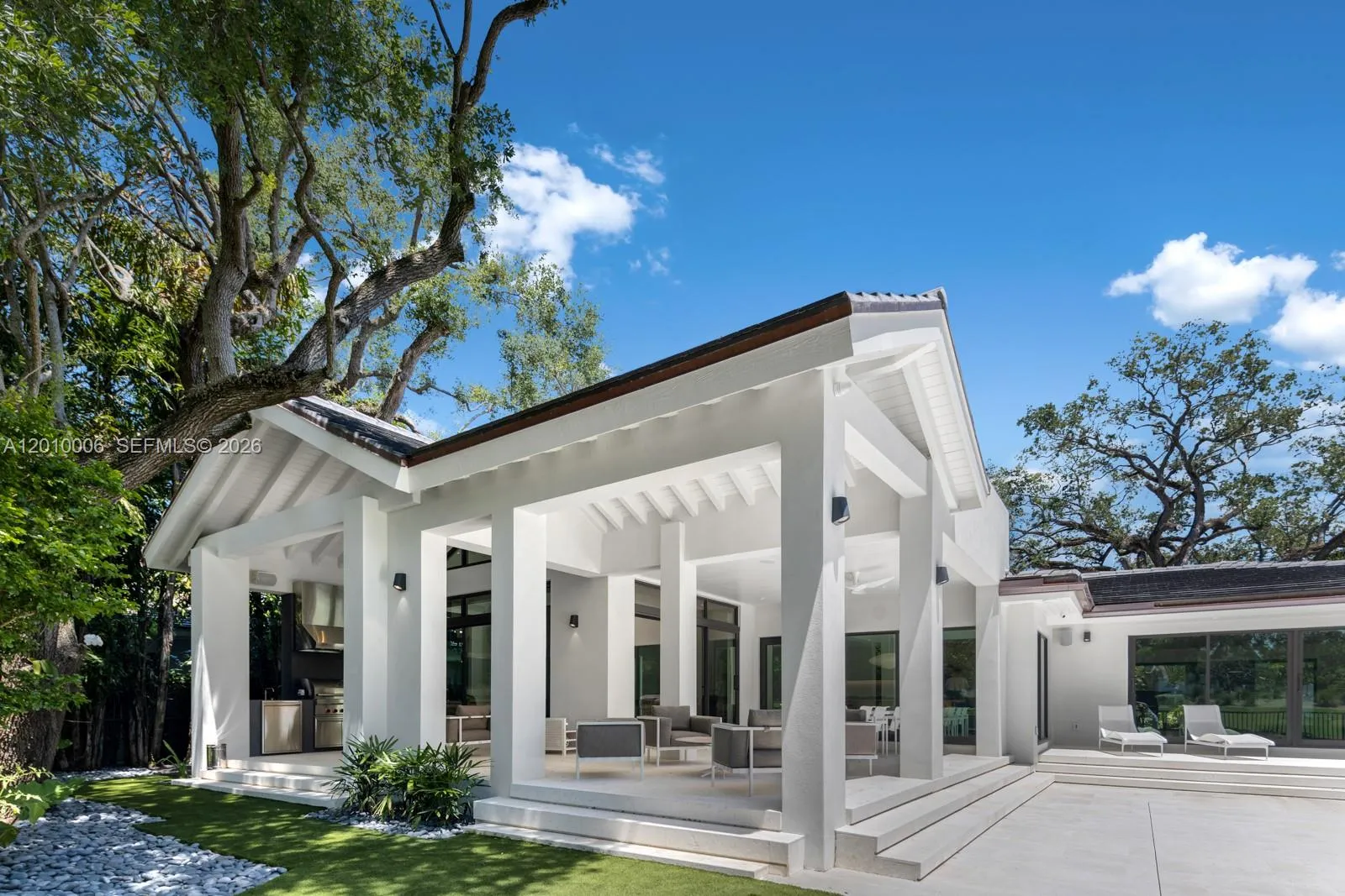 4100 Pinta Ct, Coral Gables, Florida 33146, Coral Gables, Florida 33146, 4 Bedrooms Bedrooms, ,3 BathroomsBathrooms,Residential,For Sale,4100 Pinta Ct, Coral Gables, Florida 33146,A12010006