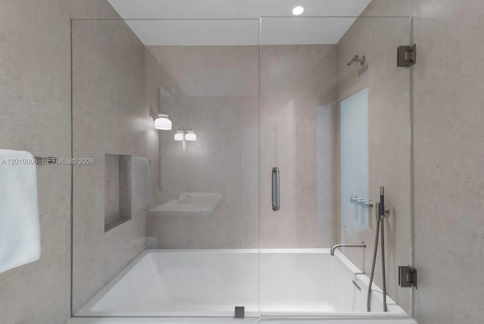 4100 Pinta Ct, Coral Gables, Florida 33146, Coral Gables, Florida 33146, 4 Bedrooms Bedrooms, ,3 BathroomsBathrooms,Residential,For Sale,4100 Pinta Ct, Coral Gables, Florida 33146,A12010006