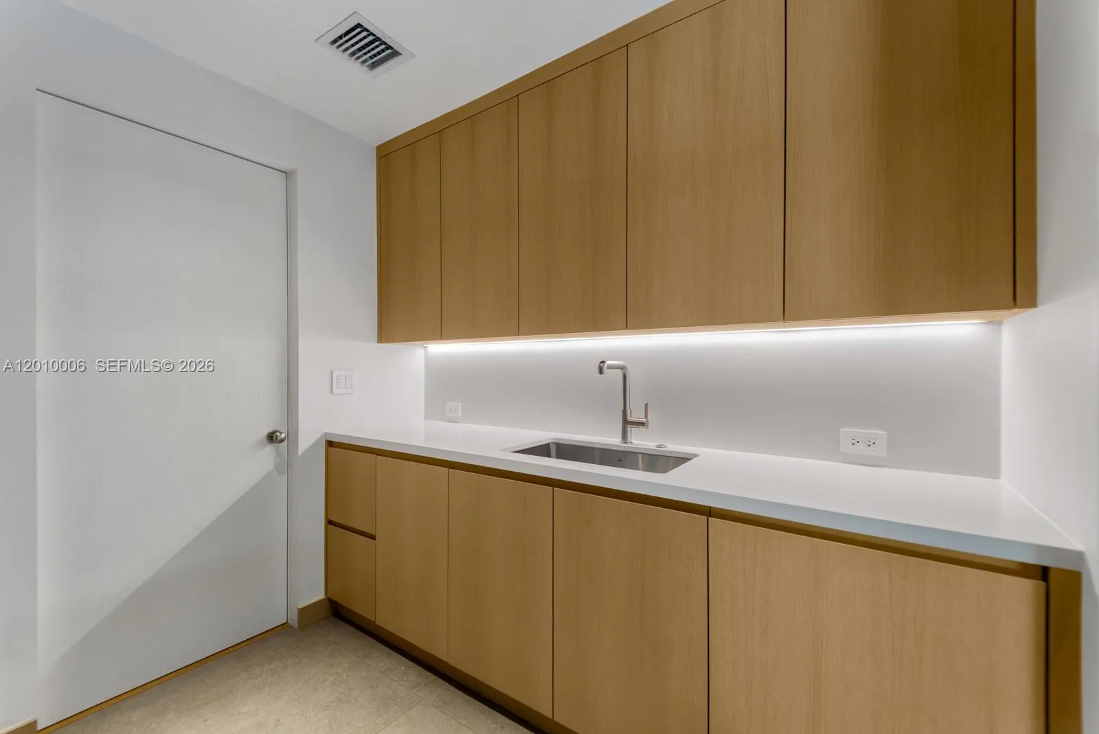 4100 Pinta Ct, Coral Gables, Florida 33146, Coral Gables, Florida 33146, 4 Bedrooms Bedrooms, ,3 BathroomsBathrooms,Residential,For Sale,4100 Pinta Ct, Coral Gables, Florida 33146,A12010006