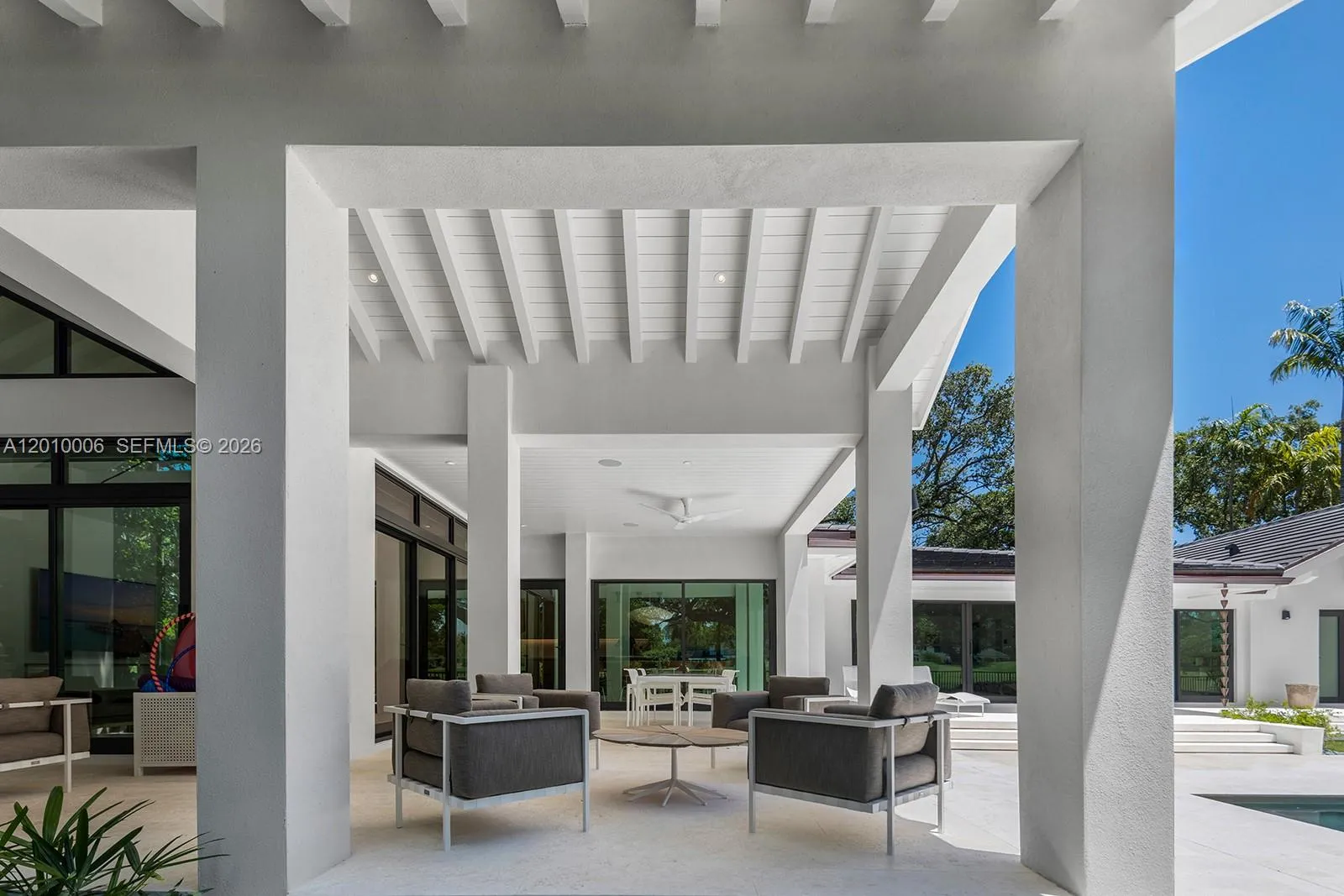 4100 Pinta Ct, Coral Gables, Florida 33146, Coral Gables, Florida 33146, 4 Bedrooms Bedrooms, ,3 BathroomsBathrooms,Residential,For Sale,4100 Pinta Ct, Coral Gables, Florida 33146,A12010006