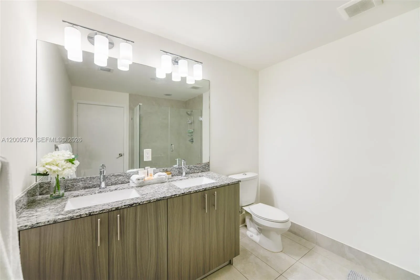 5350 Nw 84th Ave 509, Doral, Florida 33166, Doral, Florida 33166, 2 Bedrooms Bedrooms, ,2 BathroomsBathrooms,Residential Lease,For Rent,5350 Nw 84th Ave 509, Doral, Florida 33166,A12009579