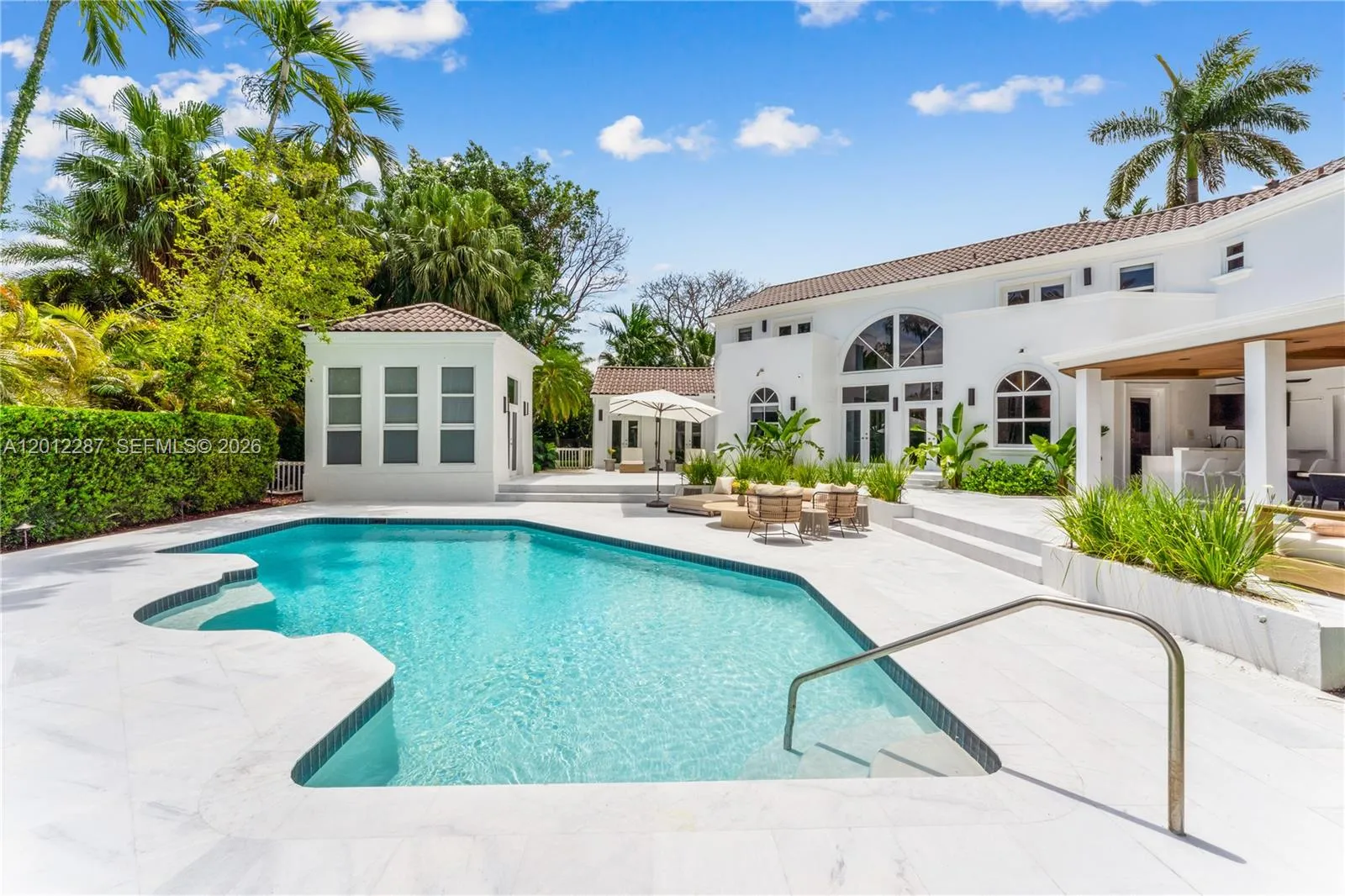 8763 Sw 61st Pl, Pinecrest, Florida 33156, Pinecrest, Florida 33156, 7 Bedrooms Bedrooms, ,6 BathroomsBathrooms,Residential,For Sale,8763 Sw 61st Pl, Pinecrest, Florida 33156,A12012287