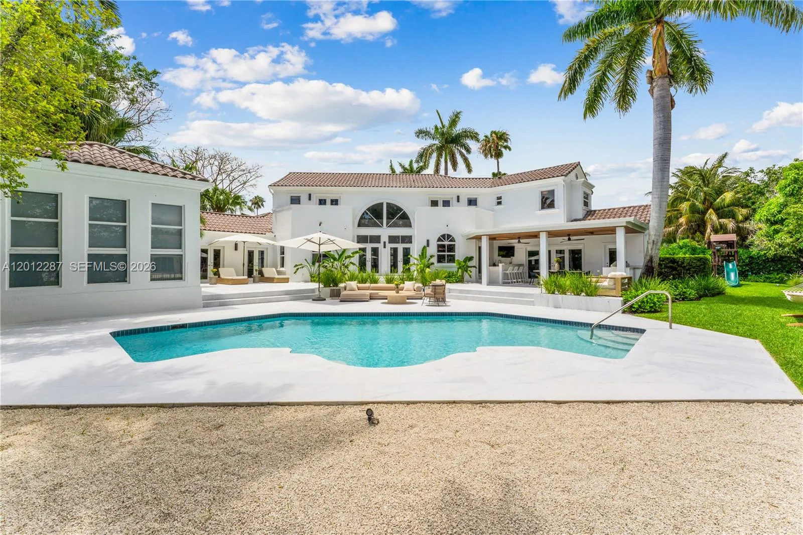 8763 Sw 61st Pl, Pinecrest, Florida 33156, Pinecrest, Florida 33156, 7 Bedrooms Bedrooms, ,6 BathroomsBathrooms,Residential,For Sale,8763 Sw 61st Pl, Pinecrest, Florida 33156,A12012287