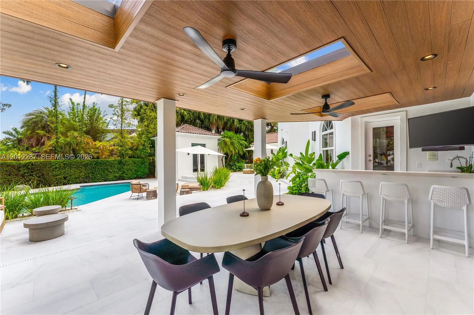 8763 Sw 61st Pl, Pinecrest, Florida 33156, Pinecrest, Florida 33156, 7 Bedrooms Bedrooms, ,6 BathroomsBathrooms,Residential,For Sale,8763 Sw 61st Pl, Pinecrest, Florida 33156,A12012287