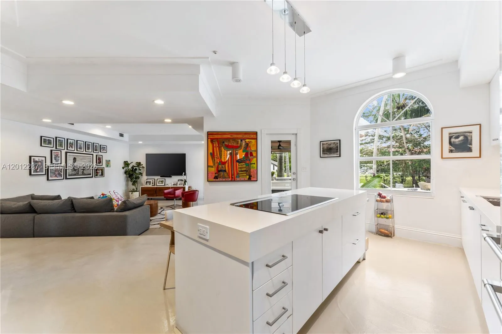8763 Sw 61st Pl, Pinecrest, Florida 33156, Pinecrest, Florida 33156, 7 Bedrooms Bedrooms, ,6 BathroomsBathrooms,Residential,For Sale,8763 Sw 61st Pl, Pinecrest, Florida 33156,A12012287