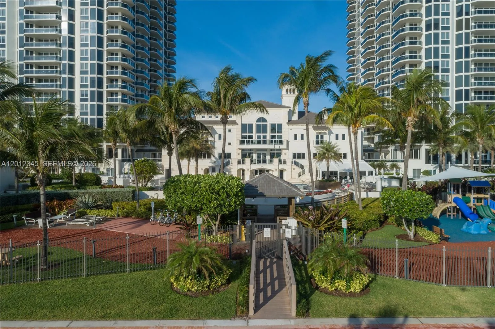 4775 Collins Ave 1504, Miami Beach, Florida 33140, Miami Beach, Florida 33140, 2 Bedrooms Bedrooms, ,2 BathroomsBathrooms,Residential,For Sale,4775 Collins Ave 1504, Miami Beach, Florida 33140,A12012345