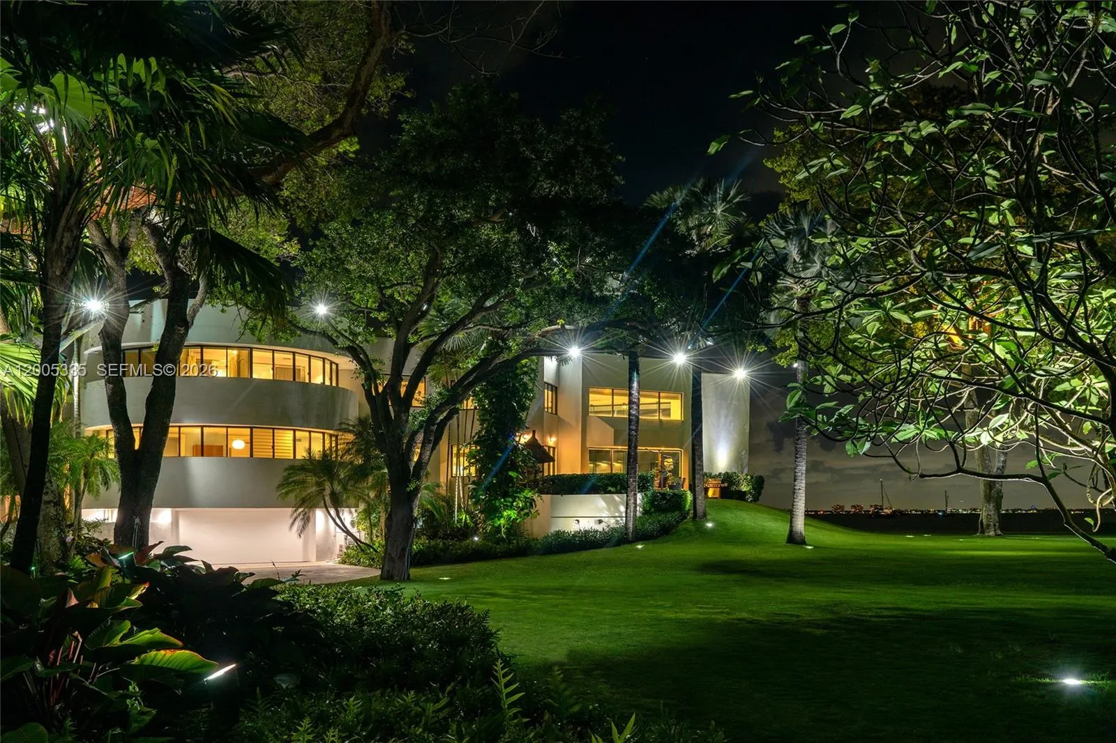 485 W Matheson Dr, Key Biscayne, Florida 33149, Key Biscayne, Florida 33149, 5 Bedrooms Bedrooms, ,7 BathroomsBathrooms,Residential,For Sale,485 W Matheson Dr, Key Biscayne, Florida 33149,A12005335