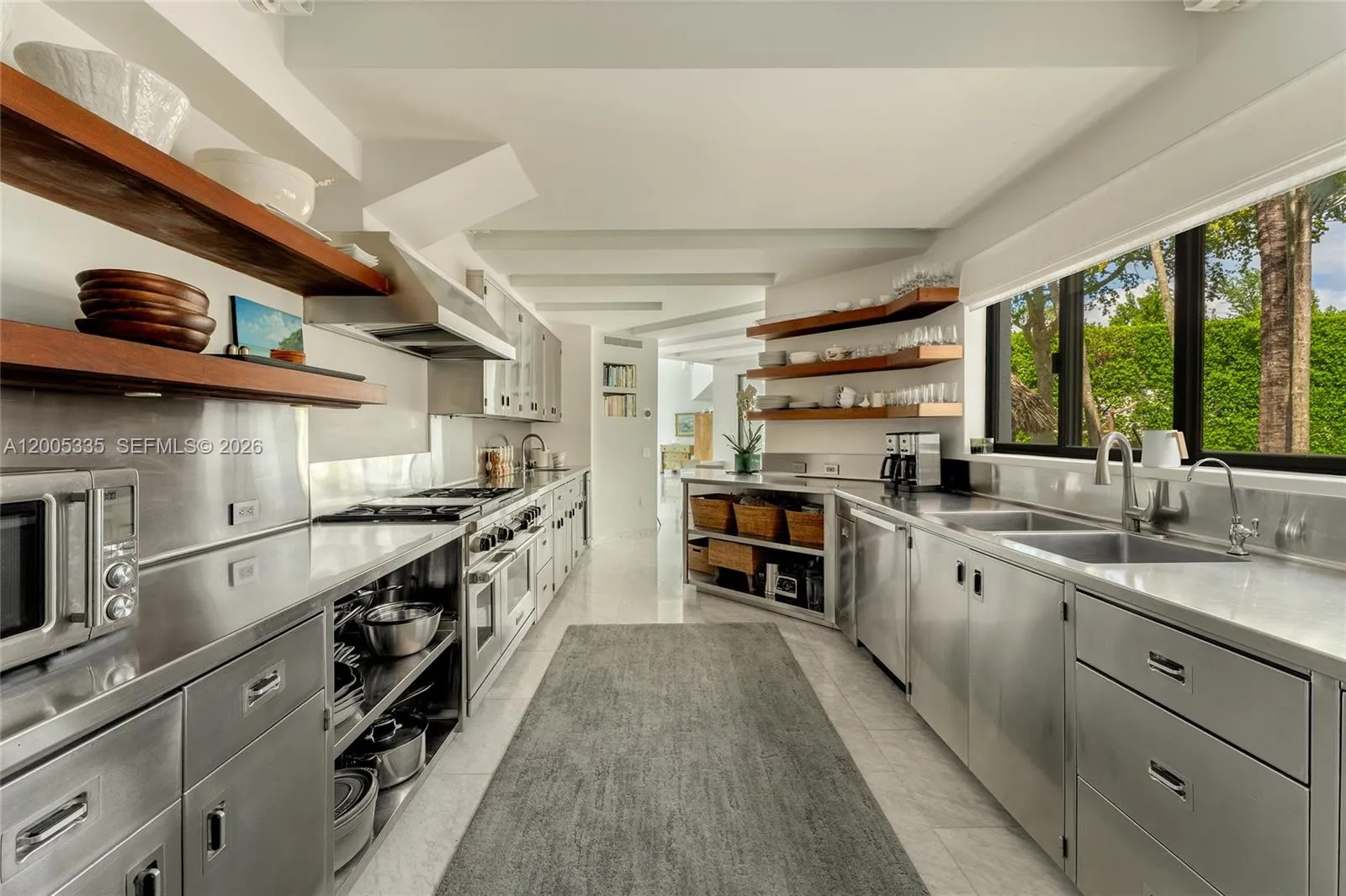 485 W Matheson Dr, Key Biscayne, Florida 33149, Key Biscayne, Florida 33149, 5 Bedrooms Bedrooms, ,7 BathroomsBathrooms,Residential,For Sale,485 W Matheson Dr, Key Biscayne, Florida 33149,A12005335