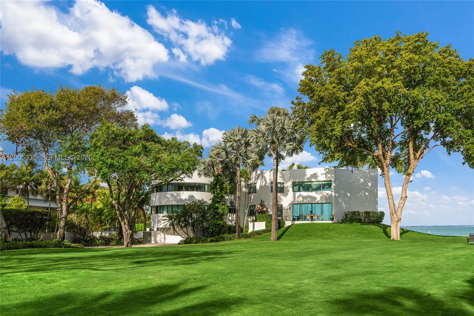 485 W Matheson Dr, Key Biscayne, Florida 33149, Key Biscayne, Florida 33149, 5 Bedrooms Bedrooms, ,7 BathroomsBathrooms,Residential,For Sale,485 W Matheson Dr, Key Biscayne, Florida 33149,A12005335