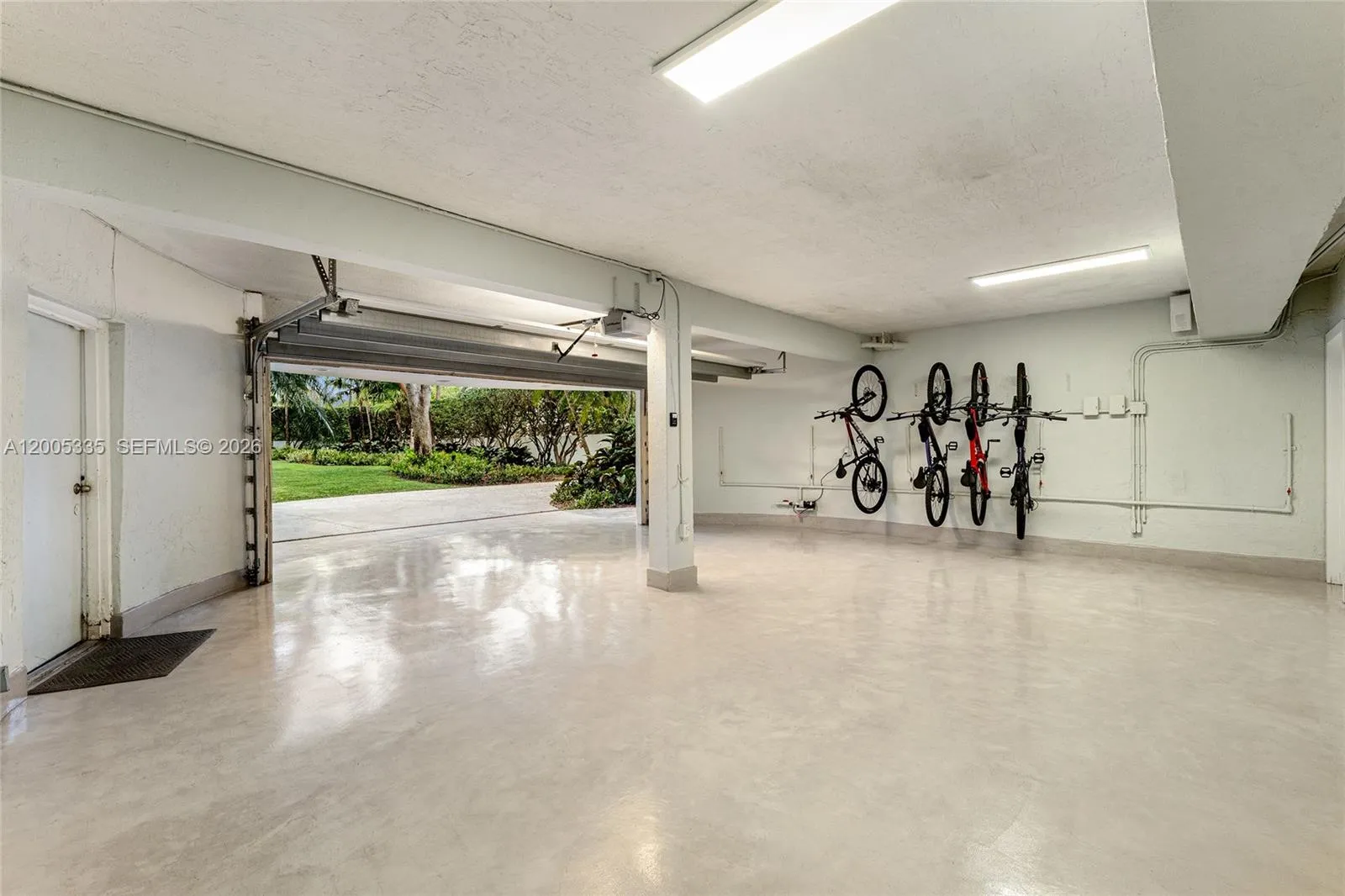 485 W Matheson Dr, Key Biscayne, Florida 33149, Key Biscayne, Florida 33149, 5 Bedrooms Bedrooms, ,7 BathroomsBathrooms,Residential,For Sale,485 W Matheson Dr, Key Biscayne, Florida 33149,A12005335