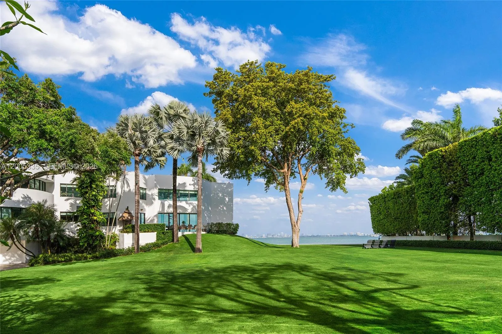 485 W Matheson Dr, Key Biscayne, Florida 33149, Key Biscayne, Florida 33149, 5 Bedrooms Bedrooms, ,7 BathroomsBathrooms,Residential,For Sale,485 W Matheson Dr, Key Biscayne, Florida 33149,A12005335