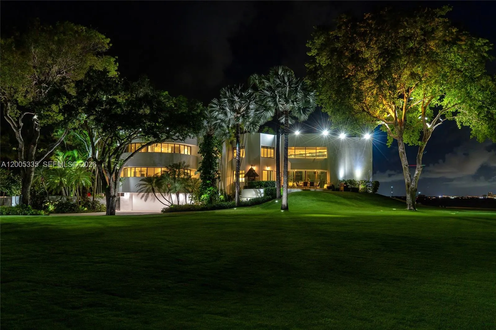 485 W Matheson Dr, Key Biscayne, Florida 33149, Key Biscayne, Florida 33149, 5 Bedrooms Bedrooms, ,7 BathroomsBathrooms,Residential,For Sale,485 W Matheson Dr, Key Biscayne, Florida 33149,A12005335