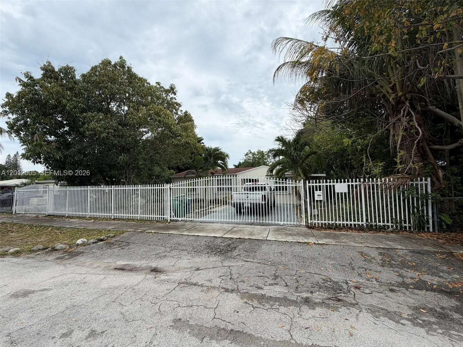 596 Nw 109th St, Miami, Florida 33168, Miami, Florida 33168, 3 Bedrooms Bedrooms, ,2 BathroomsBathrooms,Residential,For Sale,596 Nw 109th St, Miami, Florida 33168,A12012005
