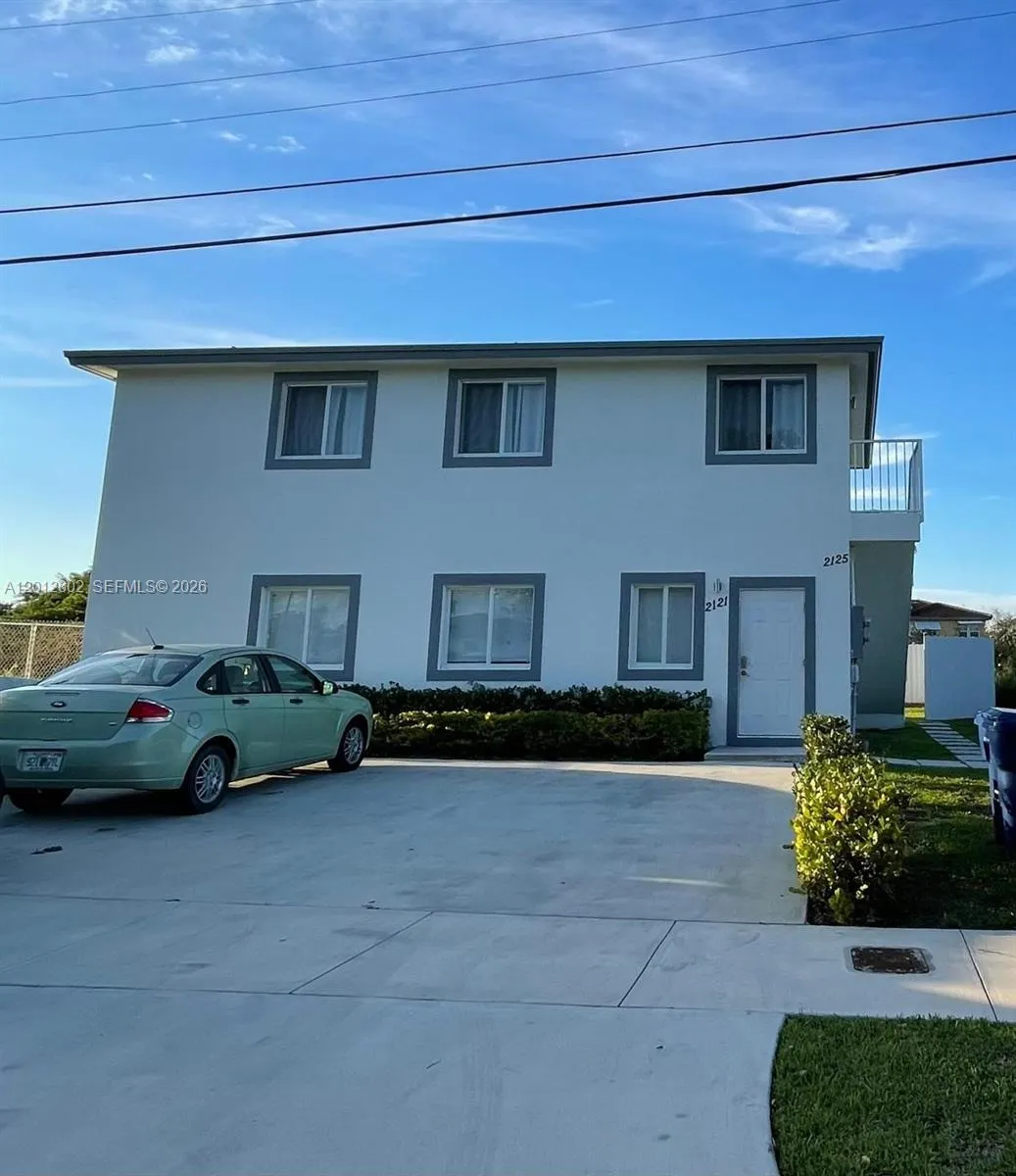 2121 Nw 72nd St 2121, Miami, Florida 33147, Miami, Florida 33147, 3 Bedrooms Bedrooms, ,2 BathroomsBathrooms,Residential Lease,For Rent,2121 Nw 72nd St 2121, Miami, Florida 33147,A12012602