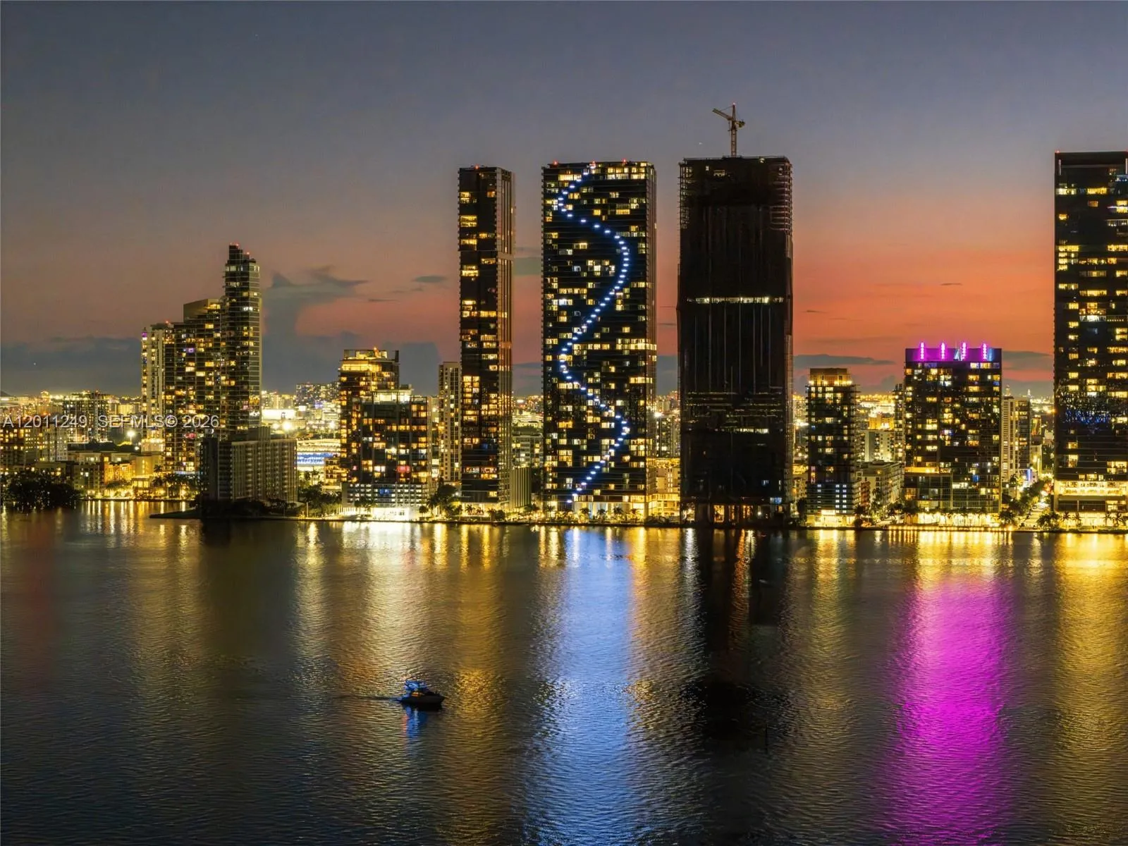725 Ne 24th St 301, Miami, Florida 33137, Miami, Florida 33137, 4 Bedrooms Bedrooms, ,5 BathroomsBathrooms,Residential,For Sale,725 Ne 24th St 301, Miami, Florida 33137,A12011249