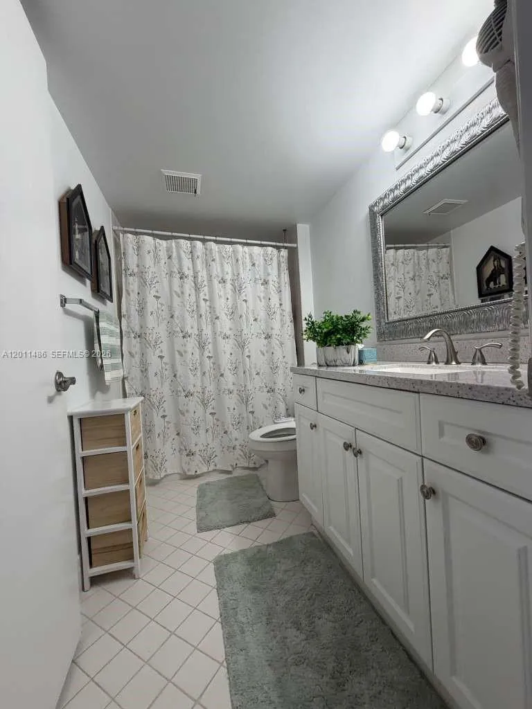 1400 Sw 131st Way 407q, Pembroke Pines, Florida 33, Pembroke Pines, Florida 33027, 2 Bedrooms Bedrooms, ,2 BathroomsBathrooms,Residential,For Sale,1400 Sw 131st Way 407q, Pembroke Pines, Florida 33,A12011486
