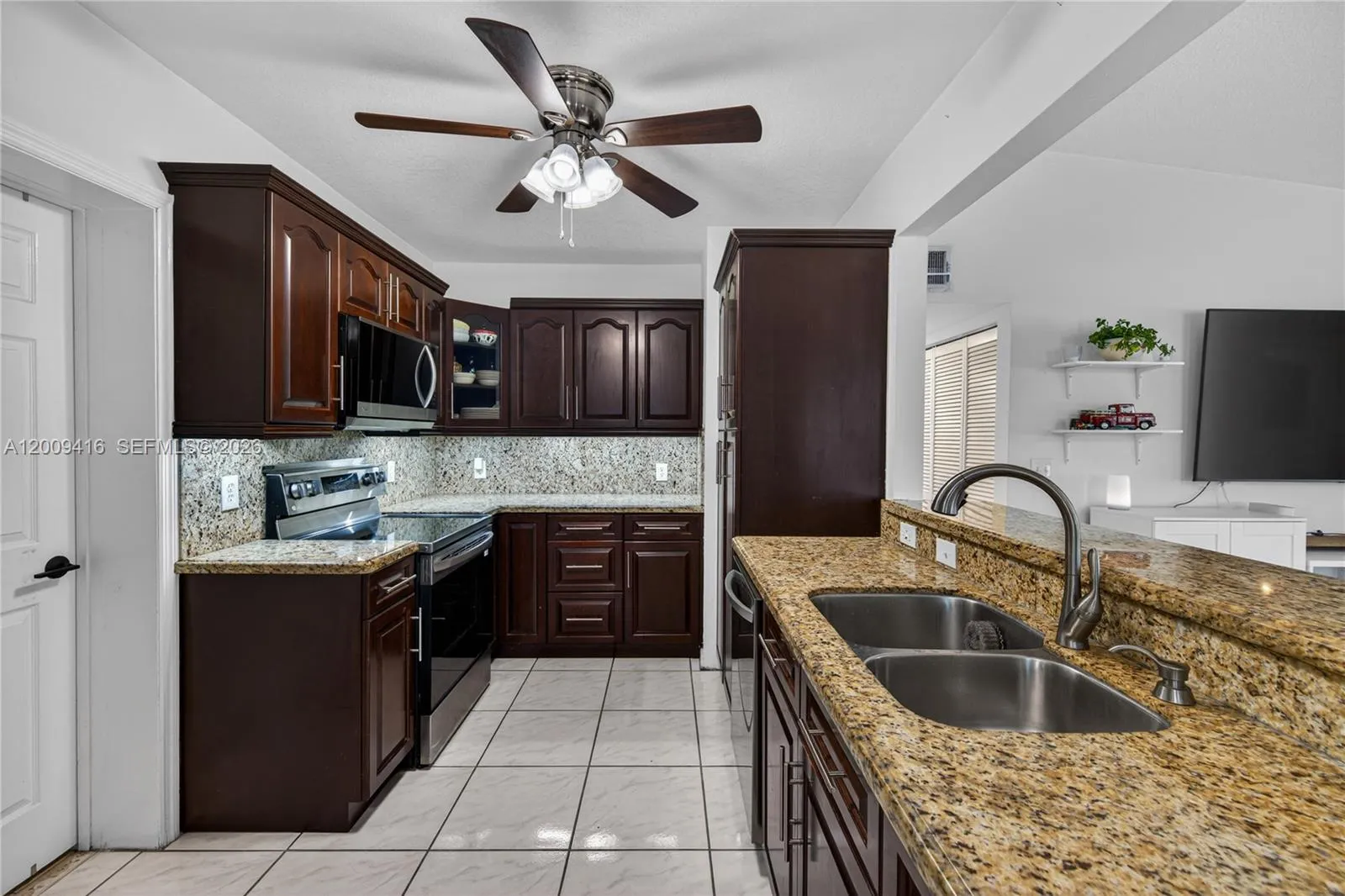 211 S 57th Way, Hollywood, Florida 33023, Hollywood, Florida 33023, 3 Bedrooms Bedrooms, ,3 BathroomsBathrooms,Residential,For Sale,211 S 57th Way, Hollywood, Florida 33023,A12009416