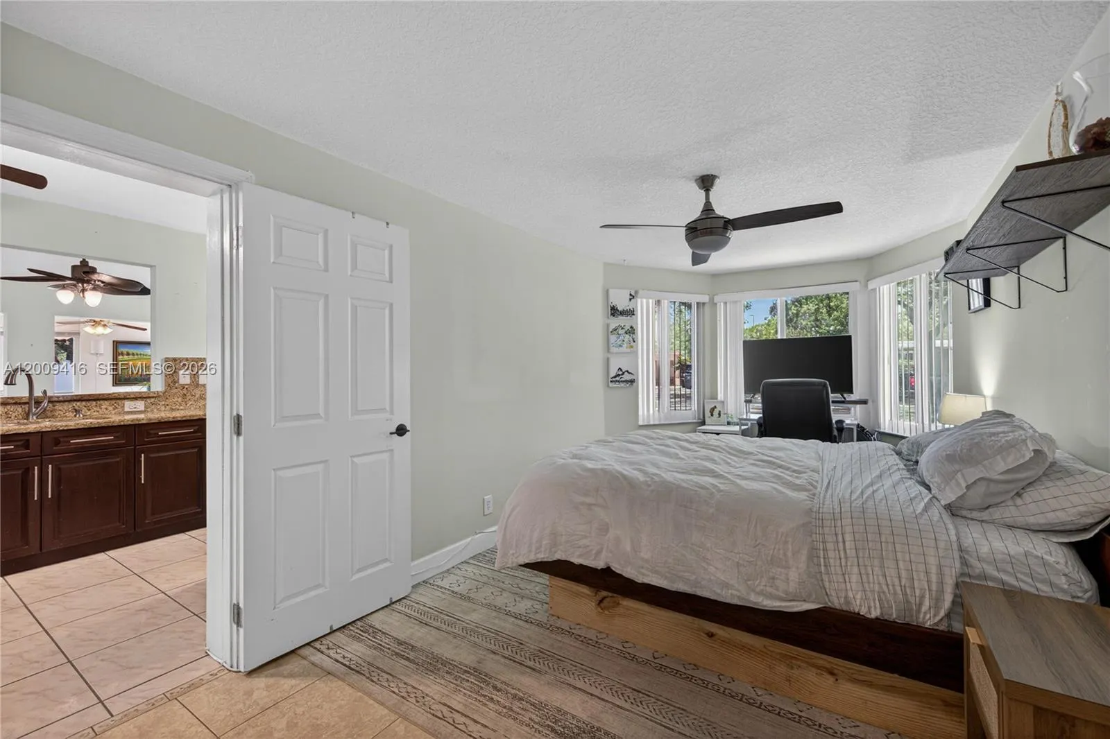 211 S 57th Way, Hollywood, Florida 33023, Hollywood, Florida 33023, 3 Bedrooms Bedrooms, ,3 BathroomsBathrooms,Residential,For Sale,211 S 57th Way, Hollywood, Florida 33023,A12009416
