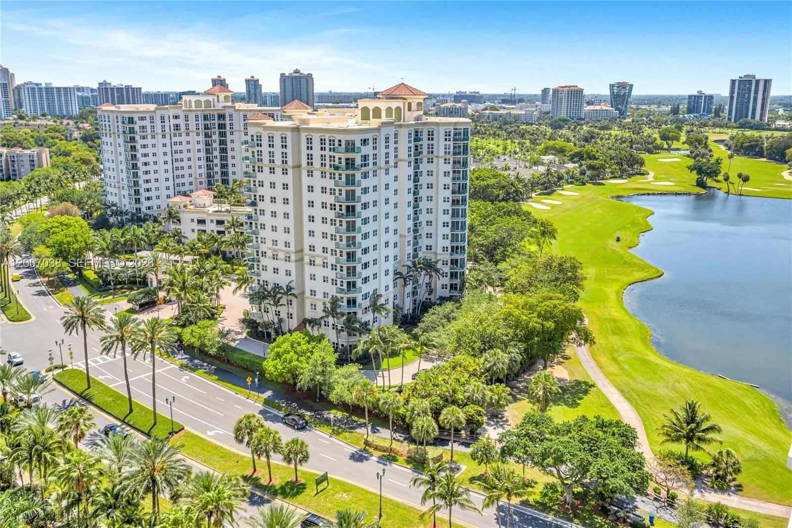 20185 E Country Club Dr 1904, Aventura, Florida 33, Aventura, Florida 33180, 3 Bedrooms Bedrooms, ,2 BathroomsBathrooms,Residential,For Sale,20185 E Country Club Dr 1904, Aventura, Florida 33,A12007038