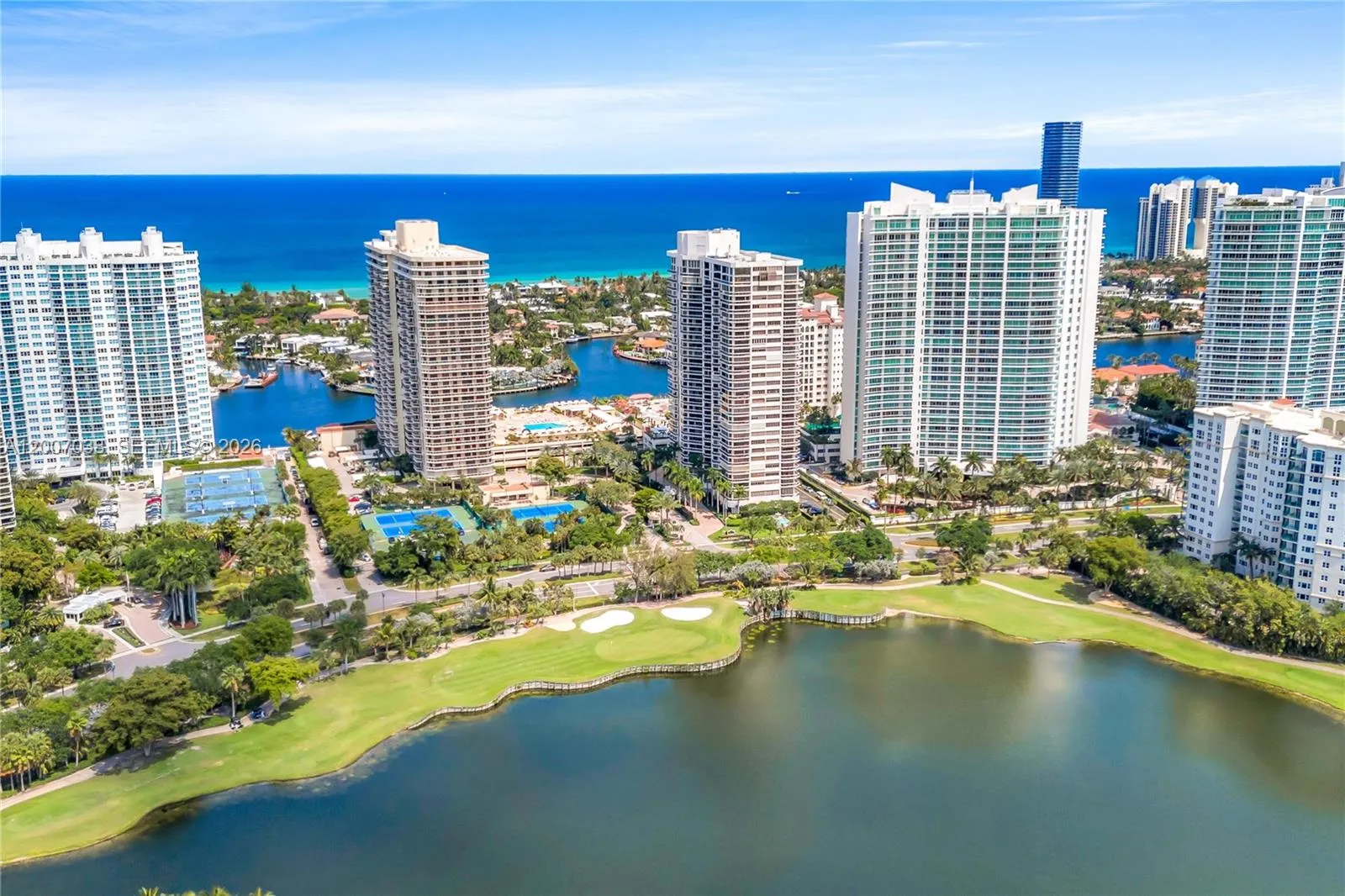 20185 E Country Club Dr 1904, Aventura, Florida 33, Aventura, Florida 33180, 3 Bedrooms Bedrooms, ,2 BathroomsBathrooms,Residential,For Sale,20185 E Country Club Dr 1904, Aventura, Florida 33,A12007038