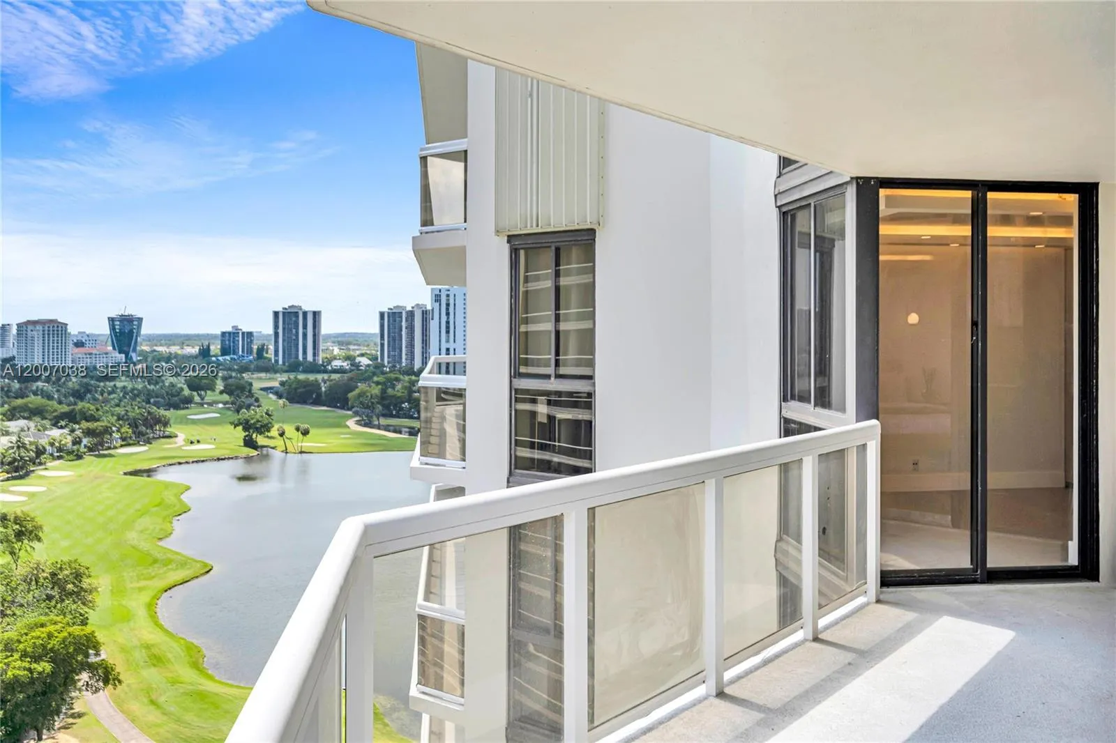 20185 E Country Club Dr 1904, Aventura, Florida 33, Aventura, Florida 33180, 3 Bedrooms Bedrooms, ,2 BathroomsBathrooms,Residential,For Sale,20185 E Country Club Dr 1904, Aventura, Florida 33,A12007038
