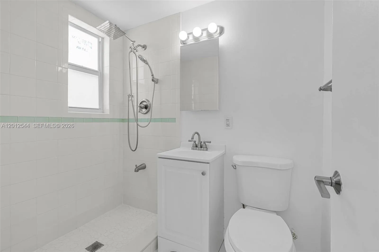 6330 Sw 79th St 2, South Miami, Florida 33143, South Miami, Florida 33143, 1 Bedroom Bedrooms, ,1 BathroomBathrooms,Residential,For Sale,6330 Sw 79th St 2, South Miami, Florida 33143,A12012544