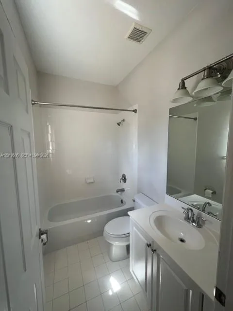 2nd Bathroom