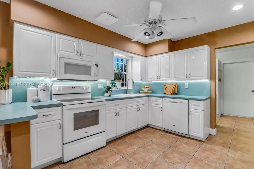 14011 Sw 21st St, Davie, Florida 33325, Davie, Florida 33325, 4 Bedrooms Bedrooms, ,3 BathroomsBathrooms,Residential,For Sale,14011 Sw 21st St, Davie, Florida 33325,A12011182