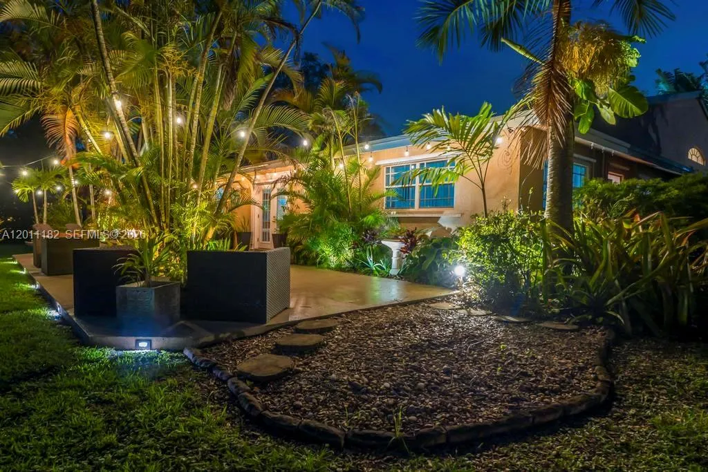 14011 Sw 21st St, Davie, Florida 33325, Davie, Florida 33325, 4 Bedrooms Bedrooms, ,3 BathroomsBathrooms,Residential,For Sale,14011 Sw 21st St, Davie, Florida 33325,A12011182