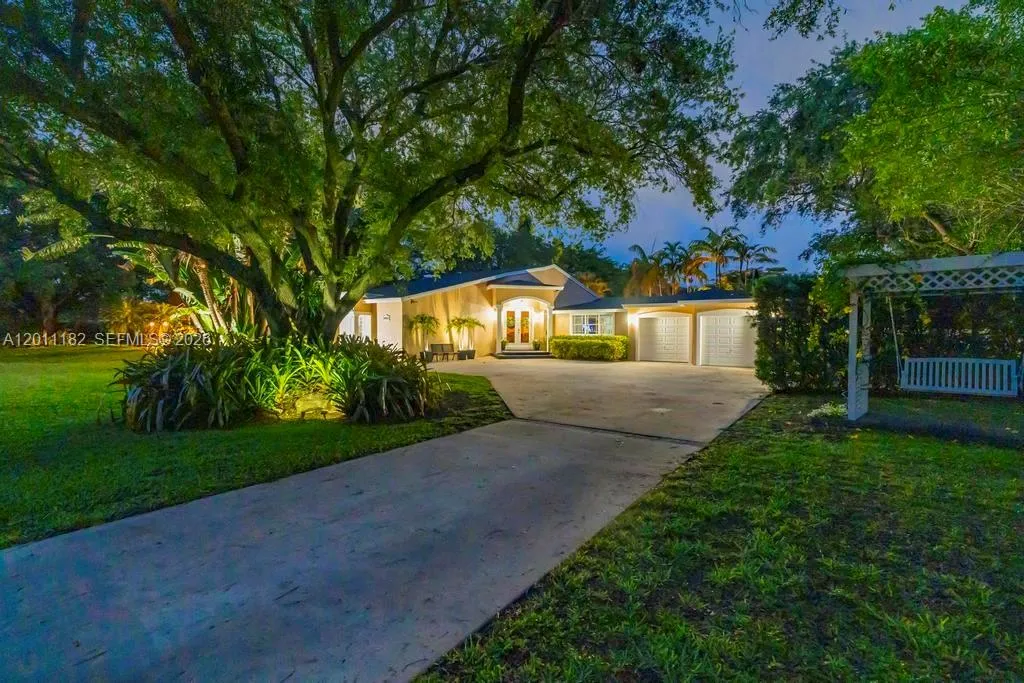 14011 Sw 21st St, Davie, Florida 33325, Davie, Florida 33325, 4 Bedrooms Bedrooms, ,3 BathroomsBathrooms,Residential,For Sale,14011 Sw 21st St, Davie, Florida 33325,A12011182
