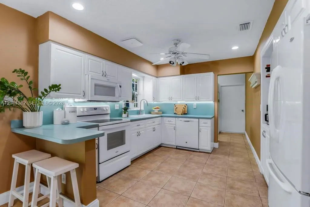 14011 Sw 21st St, Davie, Florida 33325, Davie, Florida 33325, 4 Bedrooms Bedrooms, ,3 BathroomsBathrooms,Residential,For Sale,14011 Sw 21st St, Davie, Florida 33325,A12011182