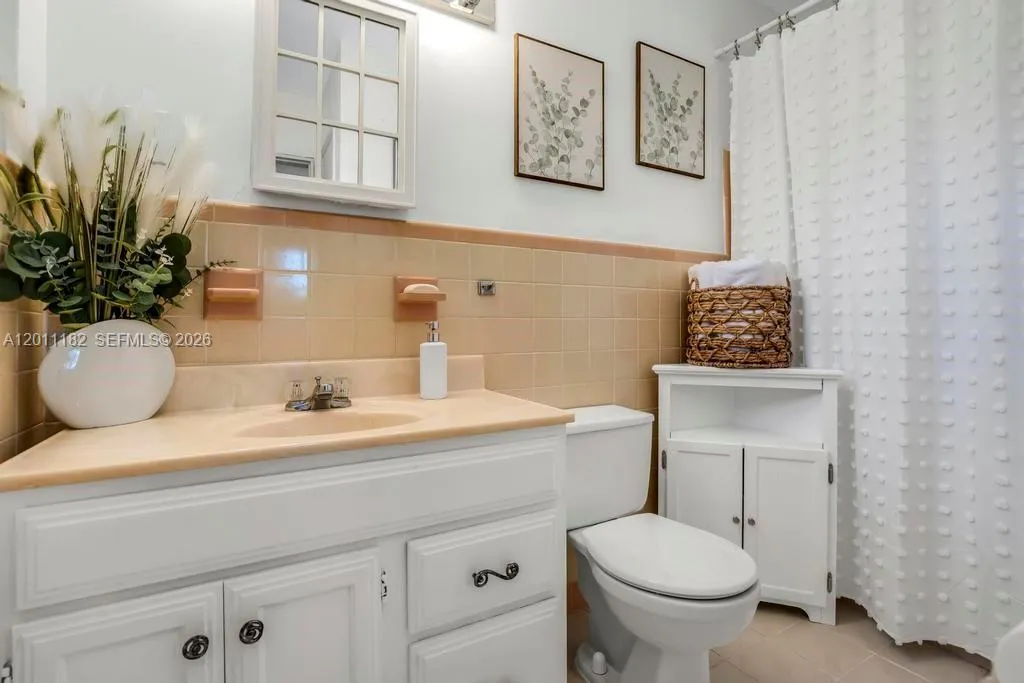 14011 Sw 21st St, Davie, Florida 33325, Davie, Florida 33325, 4 Bedrooms Bedrooms, ,3 BathroomsBathrooms,Residential,For Sale,14011 Sw 21st St, Davie, Florida 33325,A12011182