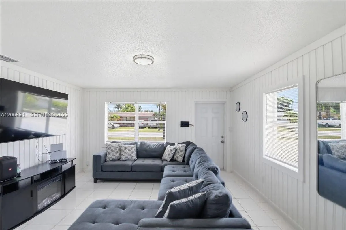 18711 Sw 308th St, Homestead, Florida 33030, Homestead, Florida 33030, 4 Bedrooms Bedrooms, ,2 BathroomsBathrooms,Residential,For Sale,18711 Sw 308th St, Homestead, Florida 33030,A12009641