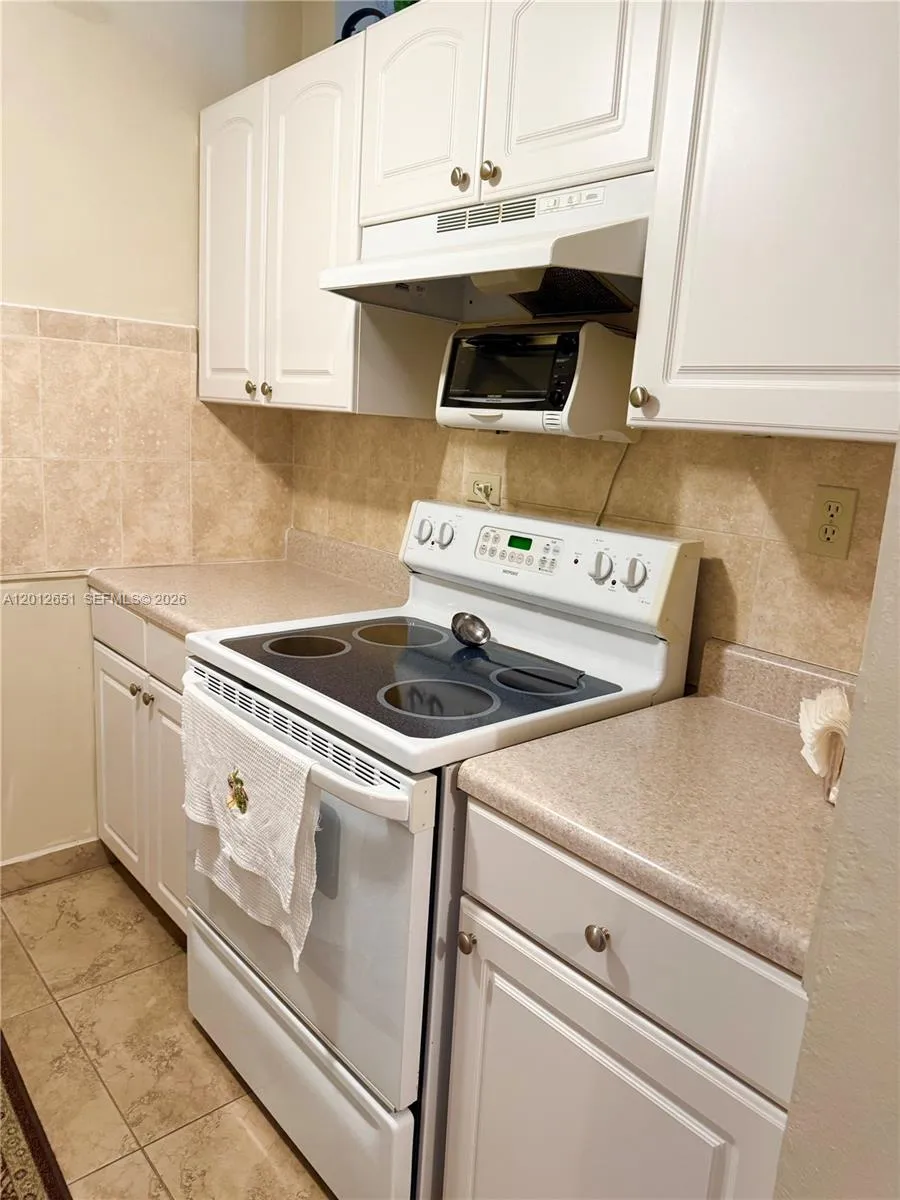 900 Atlantic Shores Blvd 220, Hallandale Beach, Fl, Hallandale Beach, Florida 33009, 1 Bedroom Bedrooms, ,1 BathroomBathrooms,Residential,For Sale,900 Atlantic Shores Blvd 220, Hallandale Beach, Fl,A12012651