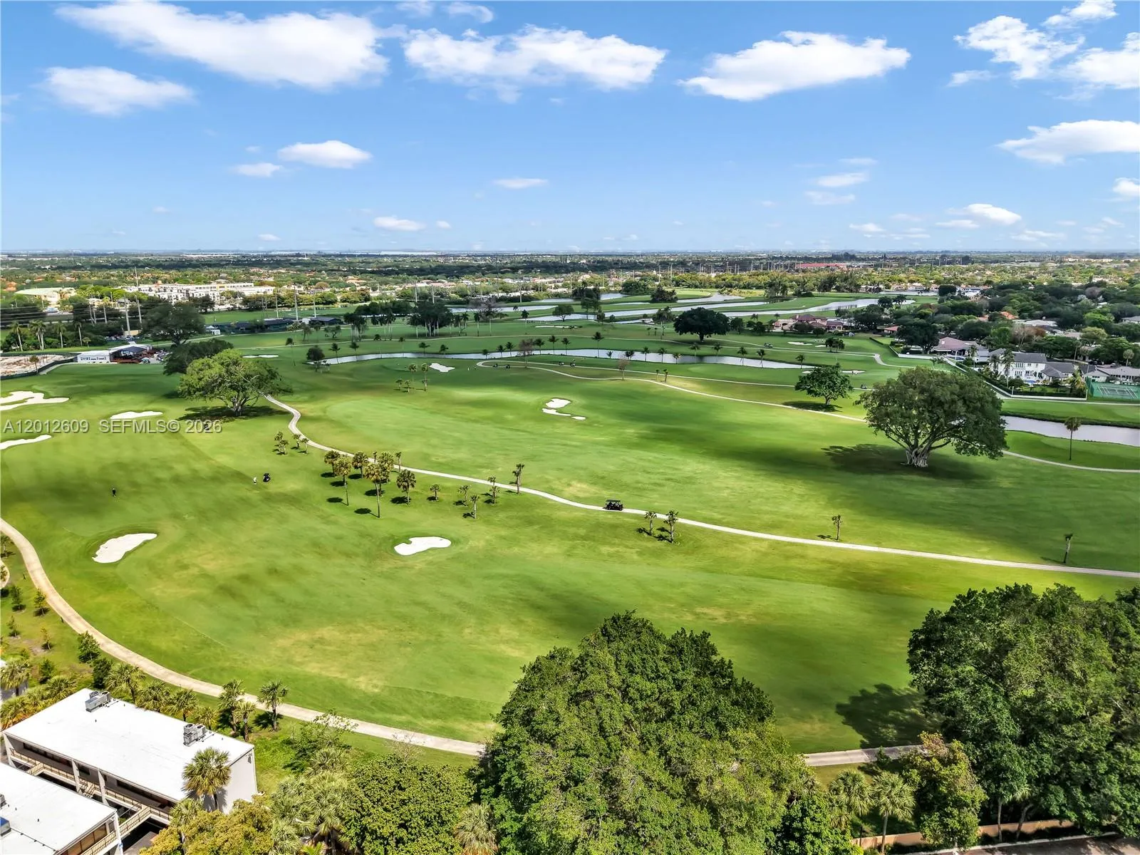 Walk to Miami Lakes Gold Course