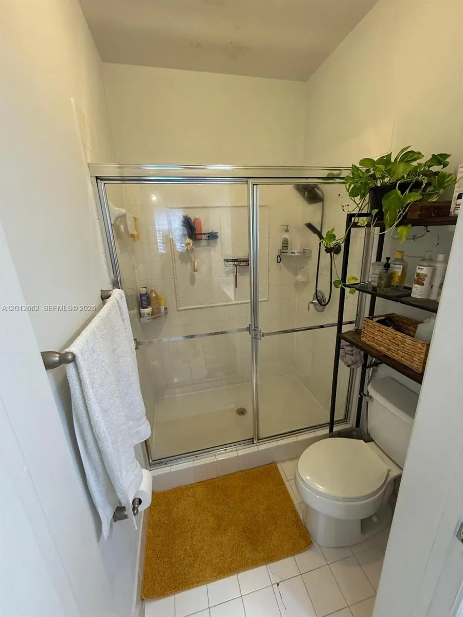 Miramar, Florida 33025, 2 Bedrooms Bedrooms, ,2 BathroomsBathrooms,Residential Lease,For Rent,A12012662