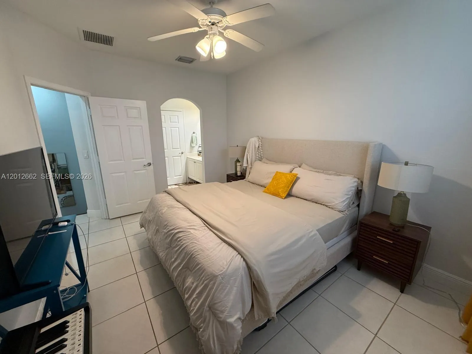 Miramar, Florida 33025, 2 Bedrooms Bedrooms, ,2 BathroomsBathrooms,Residential Lease,For Rent,A12012662
