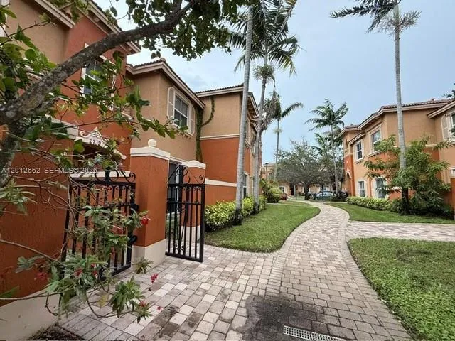 Miramar, Florida 33025, 2 Bedrooms Bedrooms, ,2 BathroomsBathrooms,Residential Lease,For Rent,A12012662
