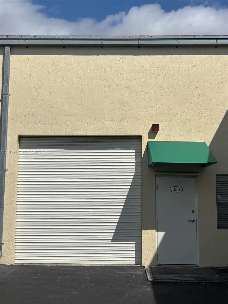 14305 Sw 142nd St, Miami, Florida 33186, Miami, Florida 33186, ,Commercial Lease,For Rent,14305 Sw 142nd St, Miami, Florida 33186,A12012444