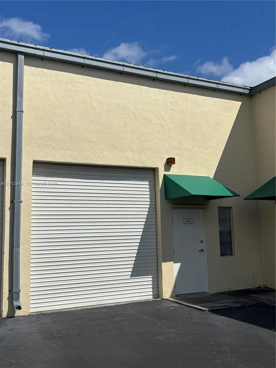 14305 Sw 142nd St, Miami, Florida 33186, Miami, Florida 33186, ,Commercial Lease,For Rent,14305 Sw 142nd St, Miami, Florida 33186,A12012444