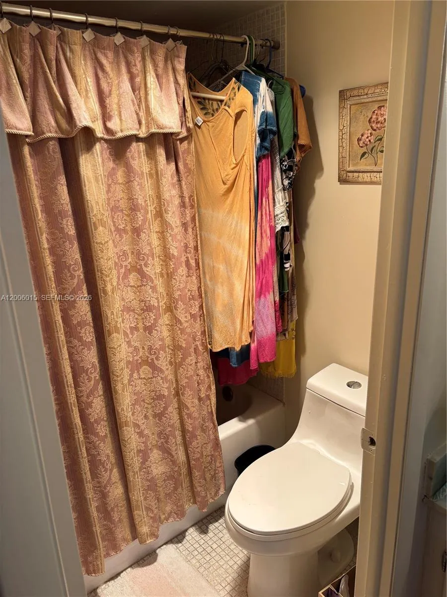 1200 Ne Miami Gardens Dr 606w, Miami, Florida 3317, Miami, Florida 33179, 2 Bedrooms Bedrooms, ,2 BathroomsBathrooms,Residential,For Sale,1200 Ne Miami Gardens Dr 606w, Miami, Florida 3317,A12006015